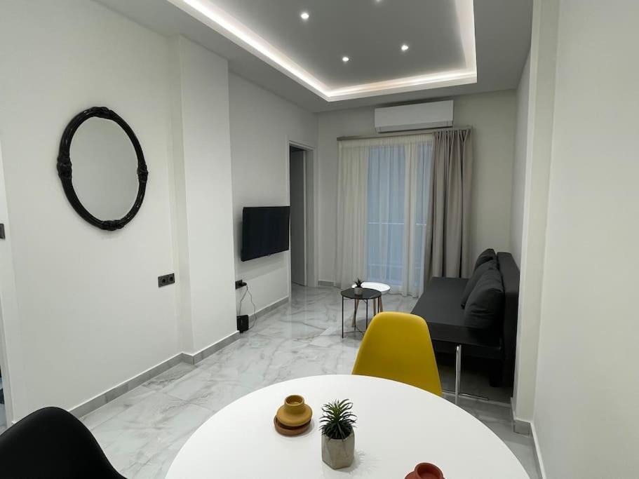 Luxury Apartment Next To Agias Sofias Tesalónica Exterior foto